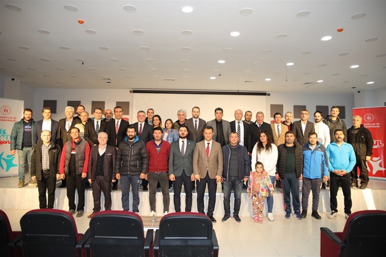 OKUL SPORLARI DEĞERLENDİRME TOPLANTISI YAPILDI