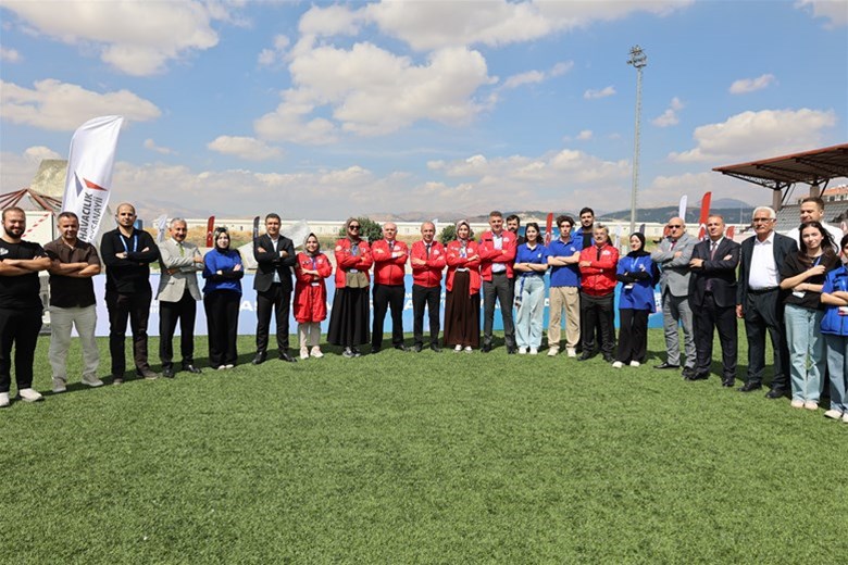  TEKNOFEST ADIYAMAN’DA GENÇLERİ TEKNOLOJİYLE BULUŞTURUYOR