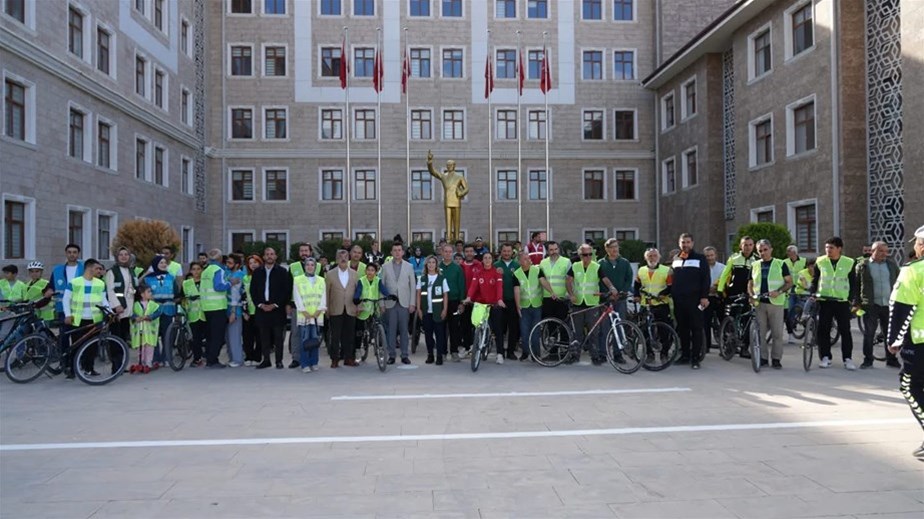 CUMHURİYET COŞKUSUNU BİSİKLETLERLE TAŞIDIK!