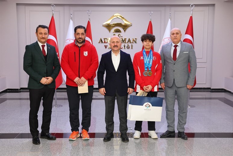 Enkazdan Zirveye: Mehmet Ali Kaya’nın Avrupa’ya Uzanan Sessiz Zaferi